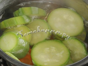 Суп-пюре из кабачков и авокадо