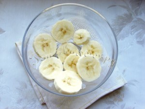 Банановый десерт с киви