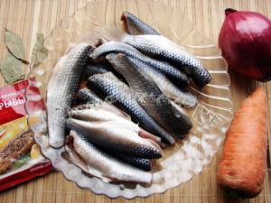 Тушеная рыба или консервы в домашних условиях