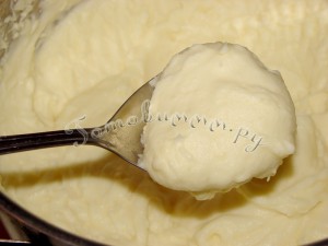 Картофельное пюре с молоком и яйцом 